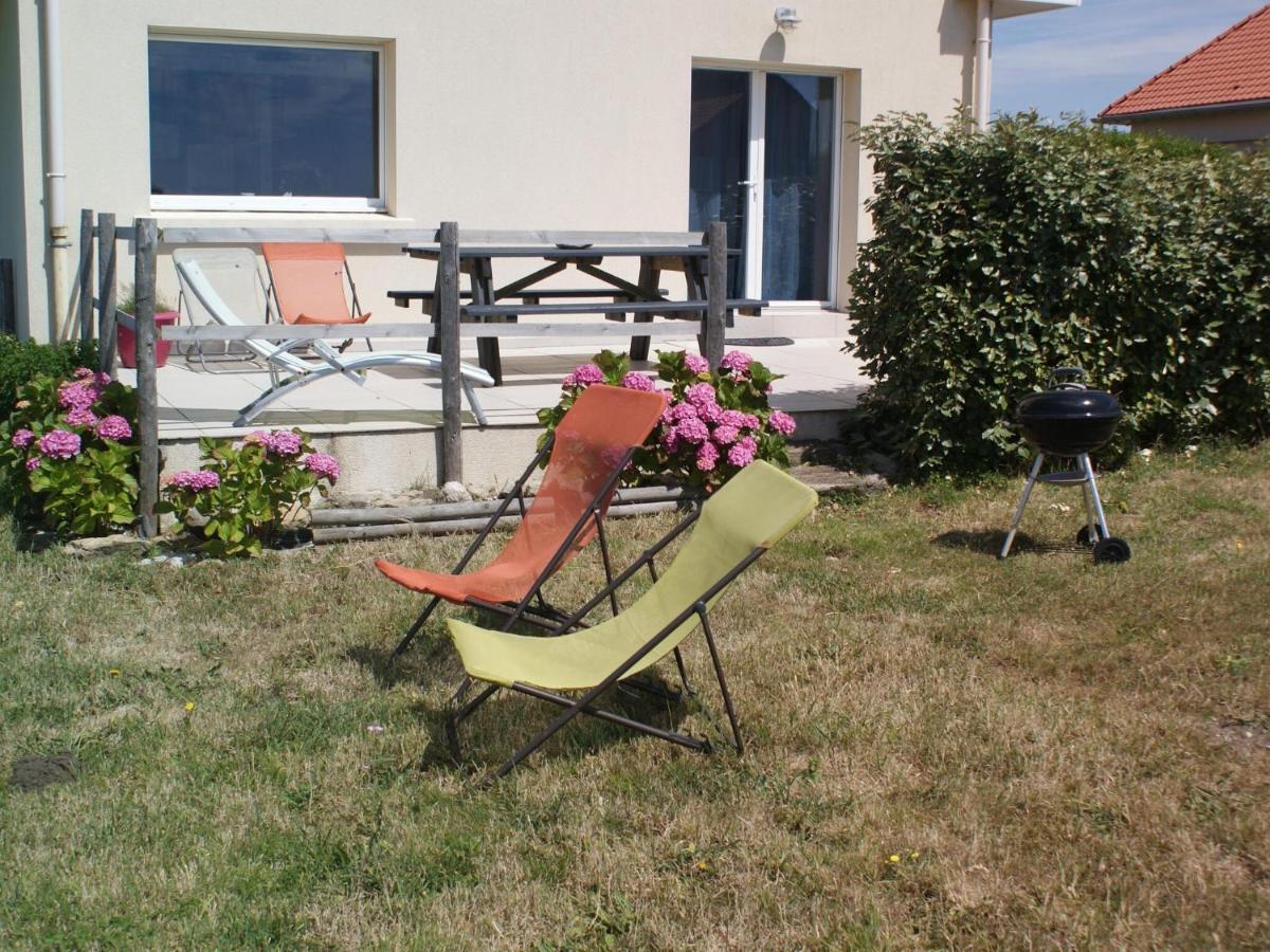 Wonderful Holiday Home In Audinghen With Garden المظهر الخارجي الصورة