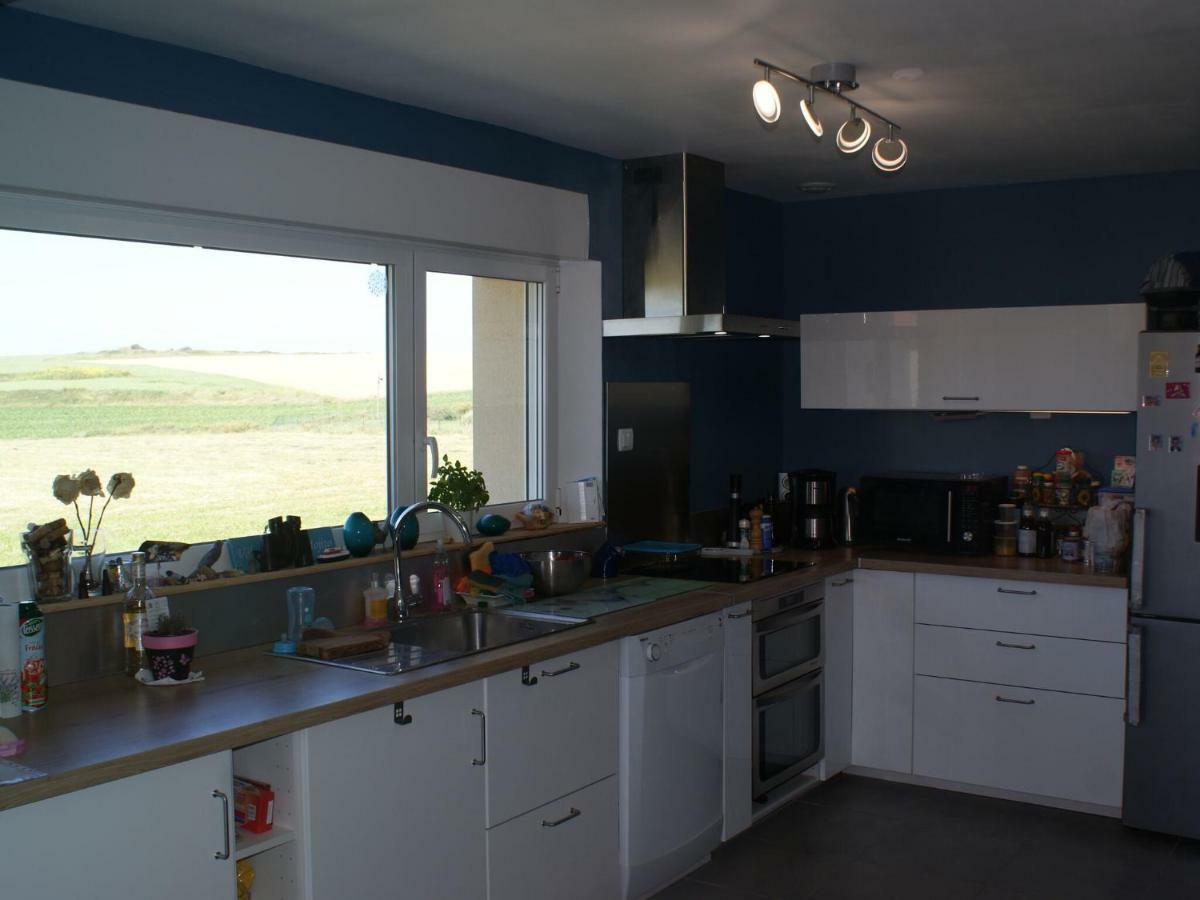 Wonderful Holiday Home In Audinghen With Garden المظهر الخارجي الصورة